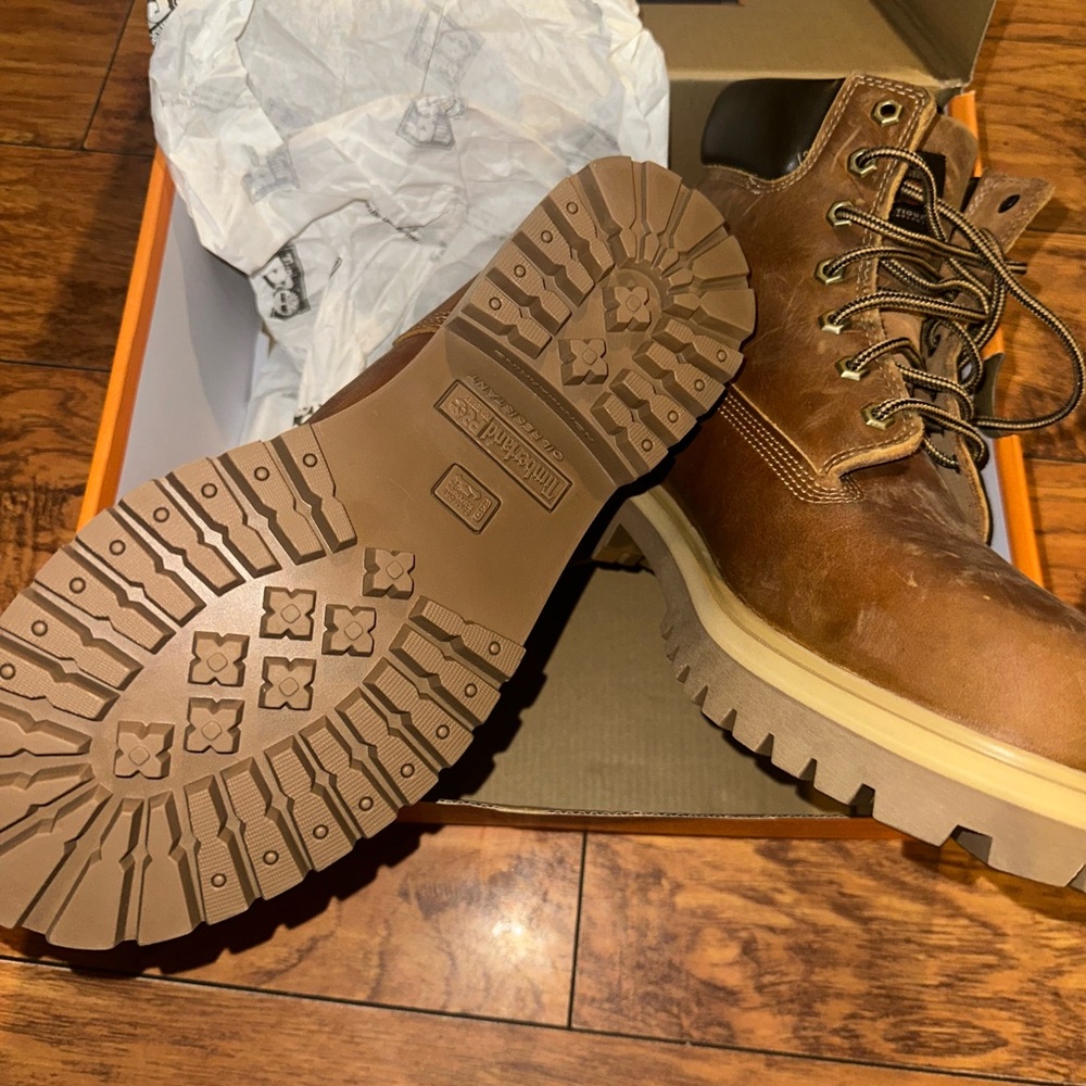 Timberland PRO Men's Tan and Black Leather Boots - Picture 4 of 6